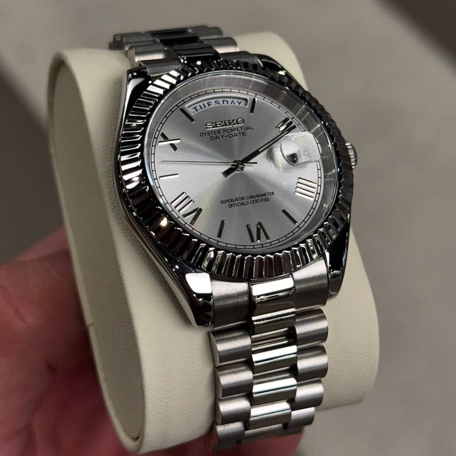 VELANCE® Platinum Roman Numeral Dial