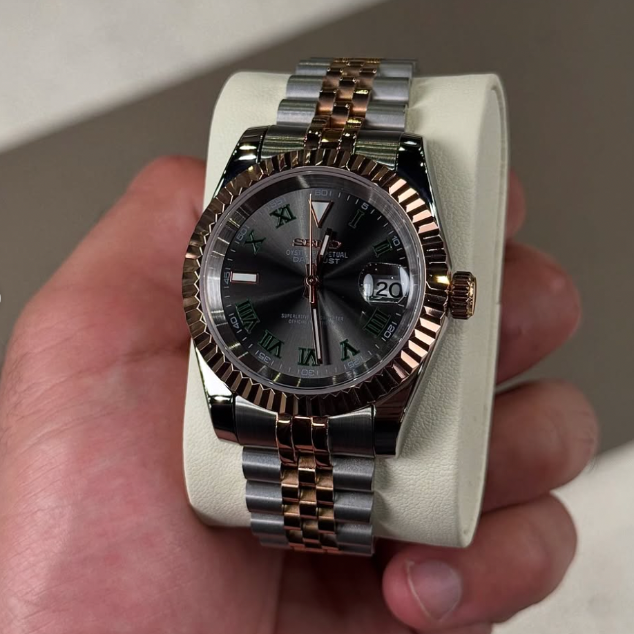 VELANCE® Royal Dusk Roman Dial