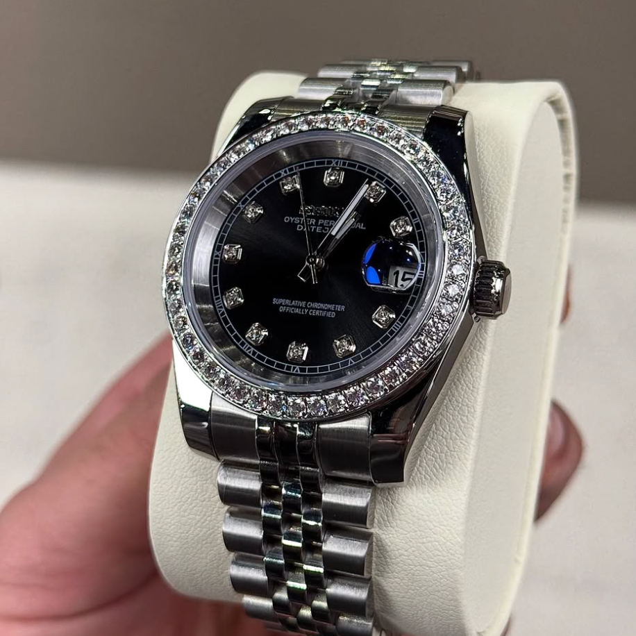 VELANCE® Noir Diamond Dial